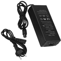 Fonte para Scooter - Preto (com Cabo)