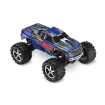  Carro Traxx...