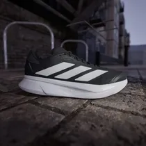  Tênis Adida...