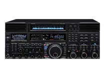 Radio Yaesu...