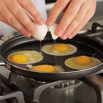 Frigideira para 4 Ovos Multiflon - com Tampa
