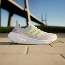 Tênis Adidas Ultraboost Light Running Feminino IE3337
