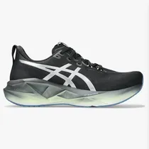  Tênis Asics...