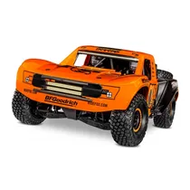  Carro Traxx...