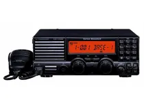  Radio Yaesu...