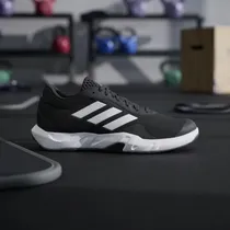  Tênis Adida...