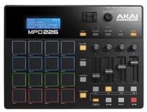  Akai MPD226...