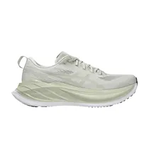 Asics 1013A...